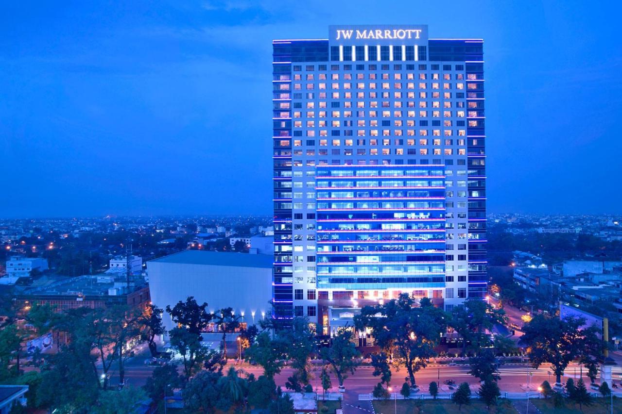 Jw Marriott Hotel מדאן מראה חיצוני תמונה