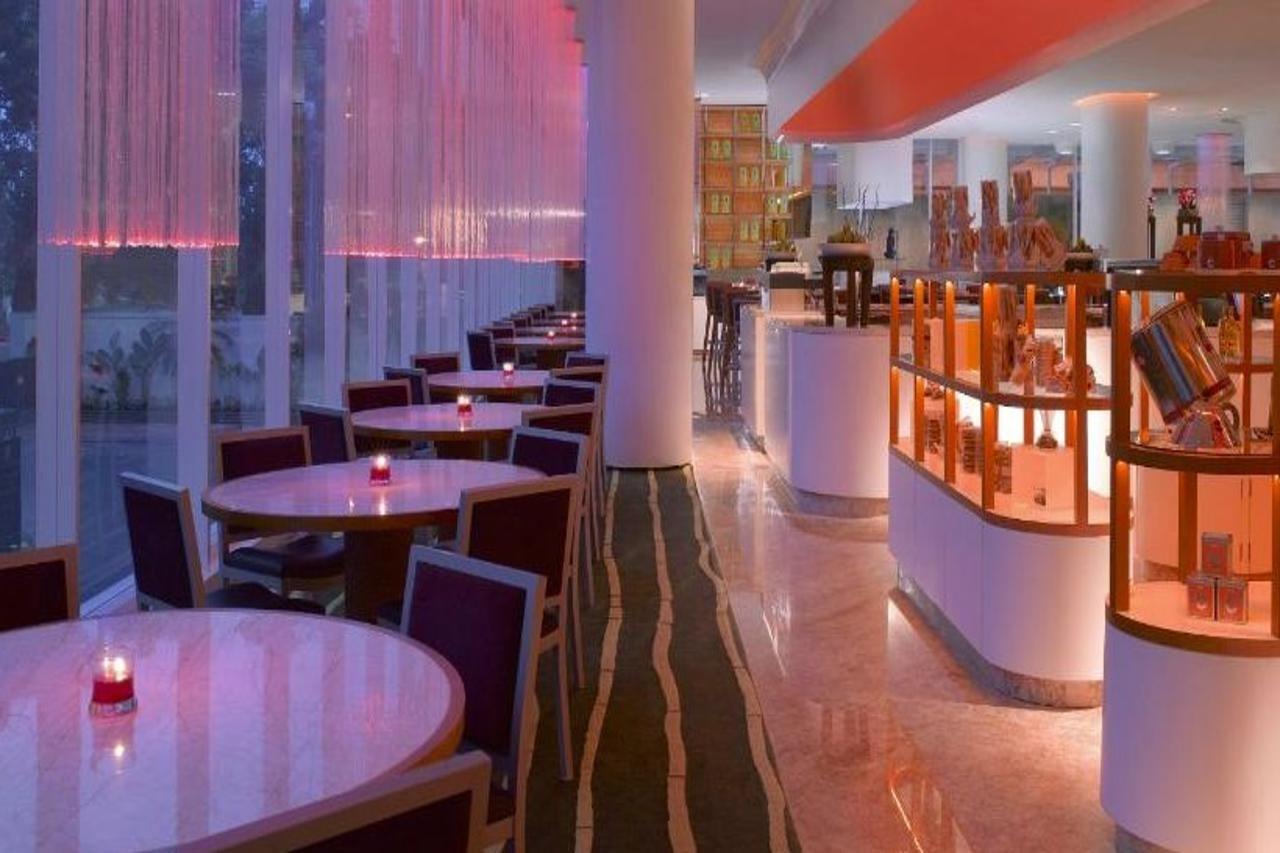 Jw Marriott Hotel מדאן מראה חיצוני תמונה