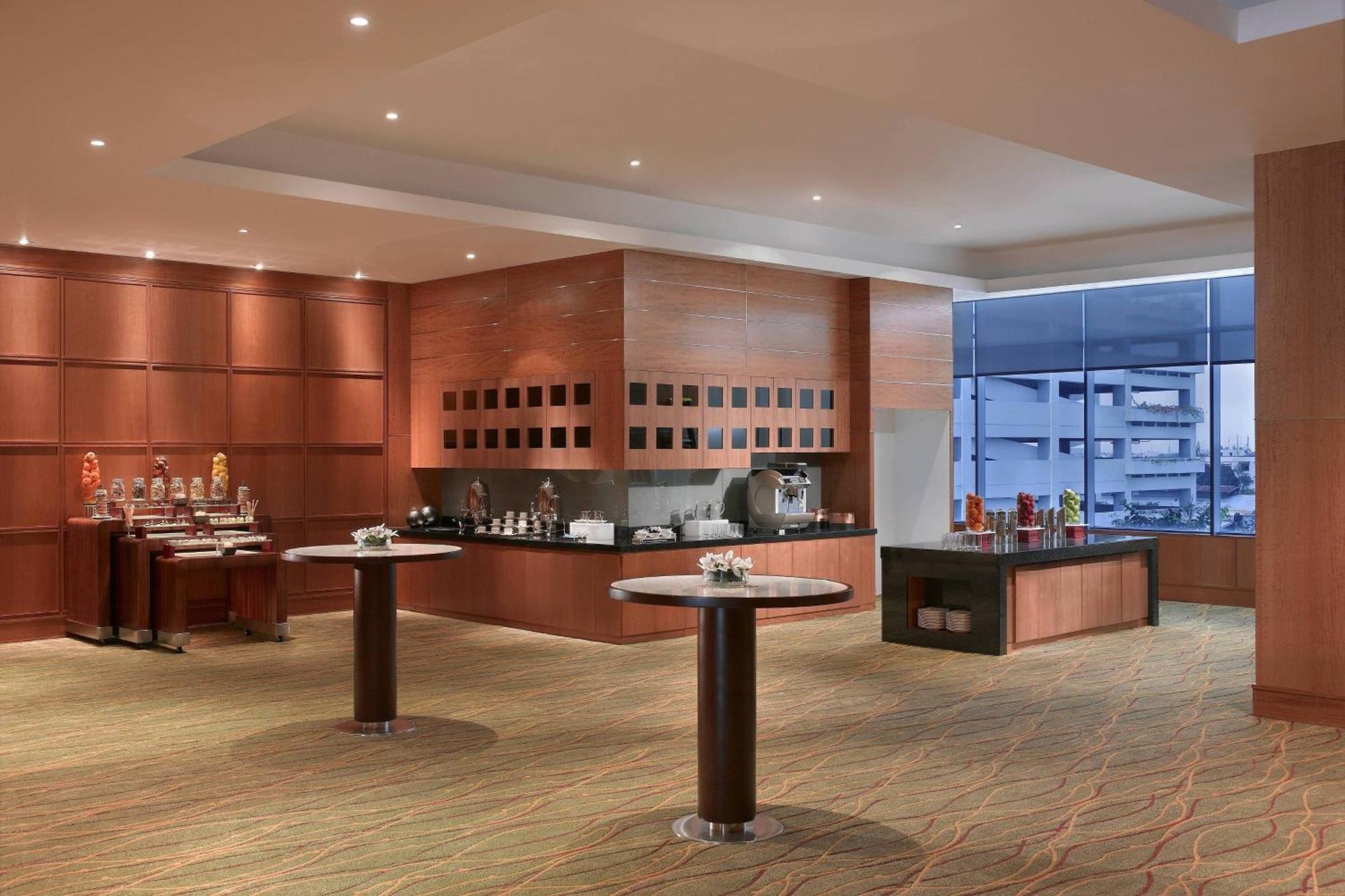 Jw Marriott Hotel מדאן מסעדה תמונה