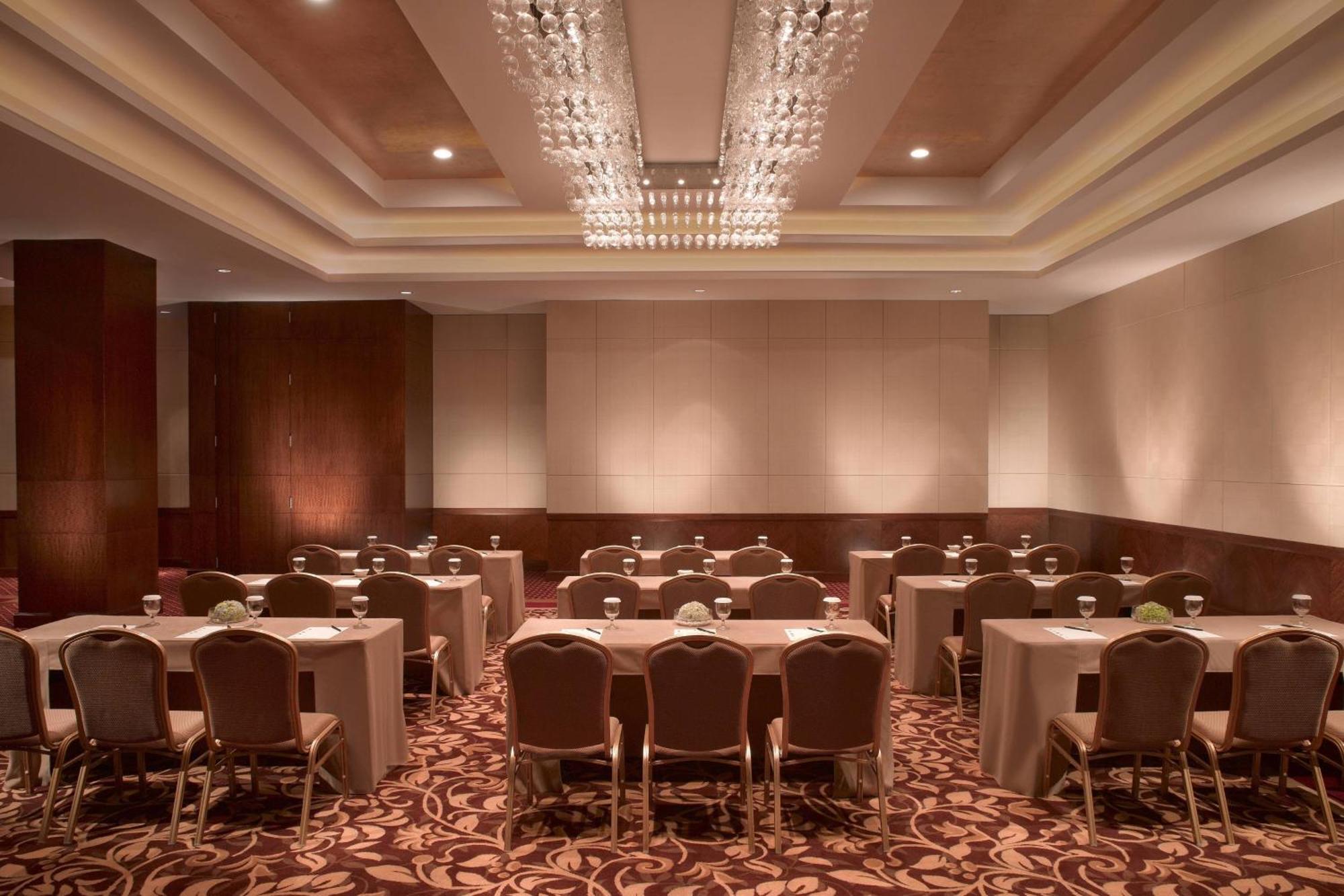 Jw Marriott Hotel מדאן מראה חיצוני תמונה