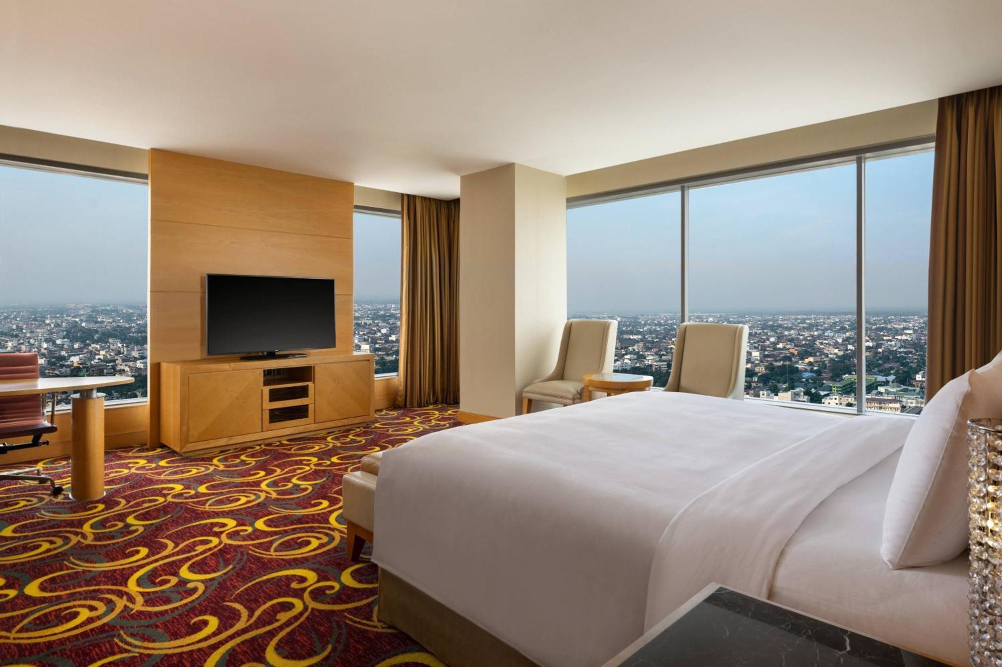 Jw Marriott Hotel מדאן מראה חיצוני תמונה