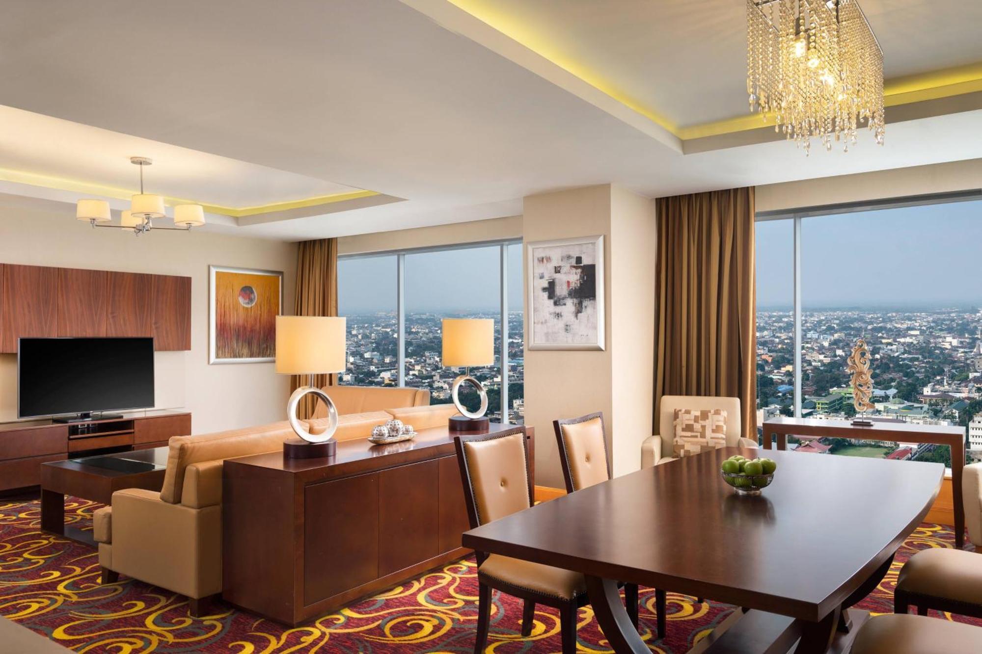 Jw Marriott Hotel מדאן מראה חיצוני תמונה