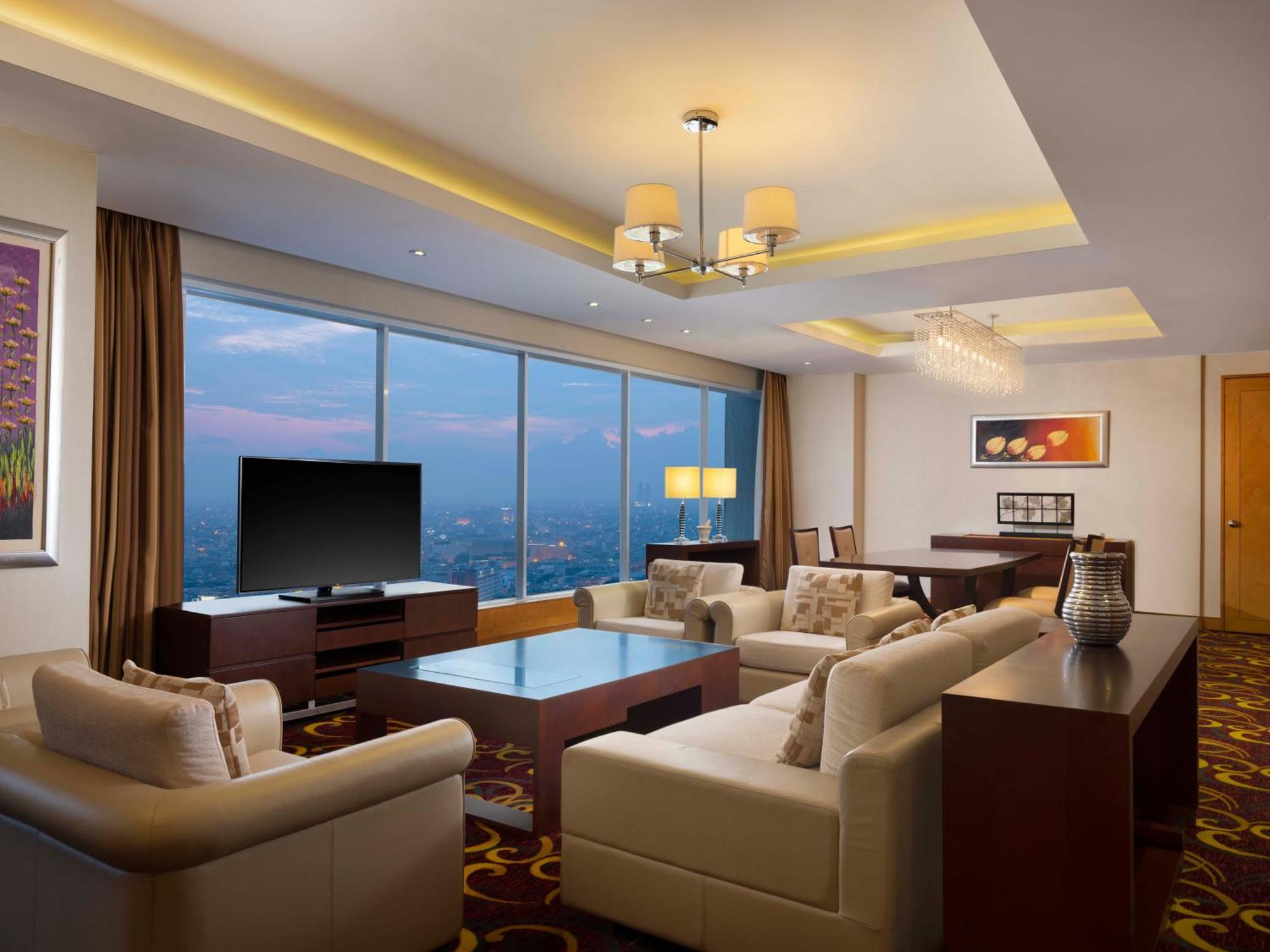 Jw Marriott Hotel מדאן מראה חיצוני תמונה