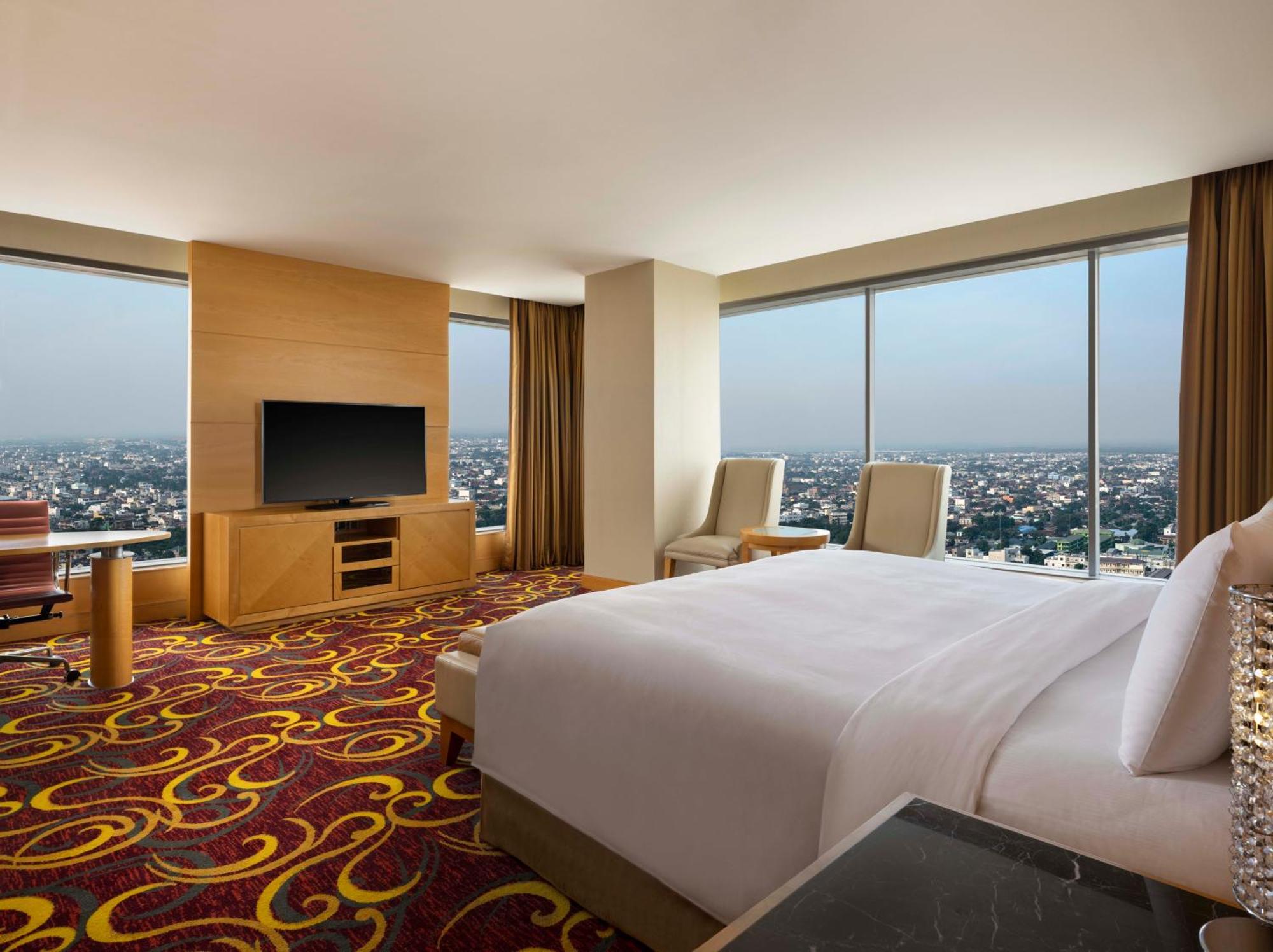 Jw Marriott Hotel מדאן מראה חיצוני תמונה