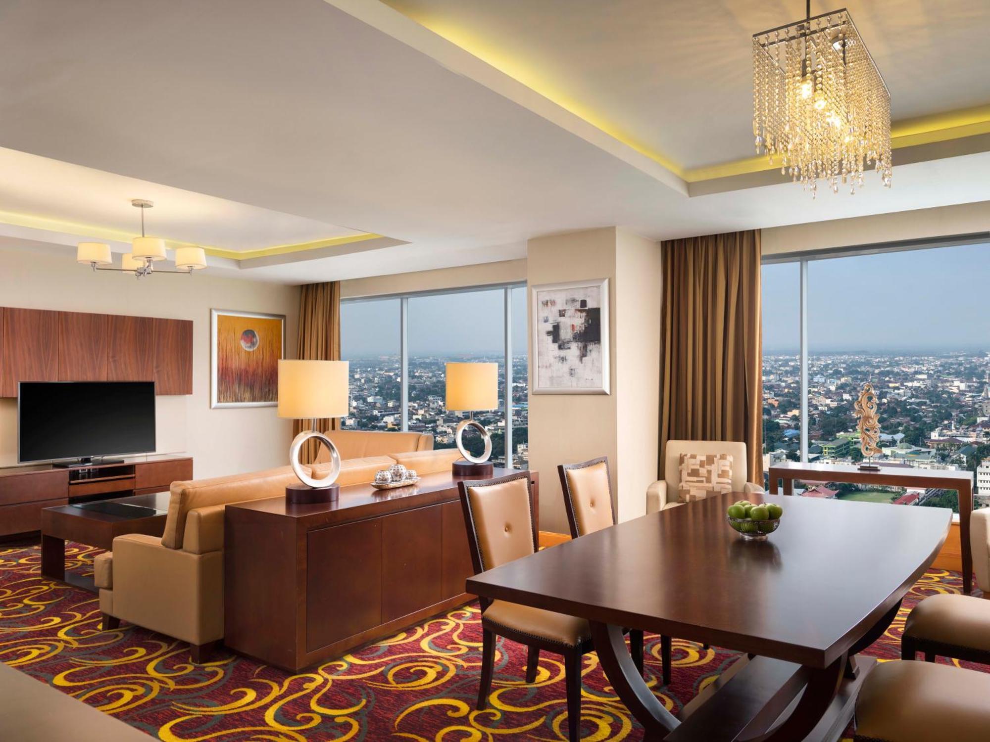 Jw Marriott Hotel מדאן מראה חיצוני תמונה