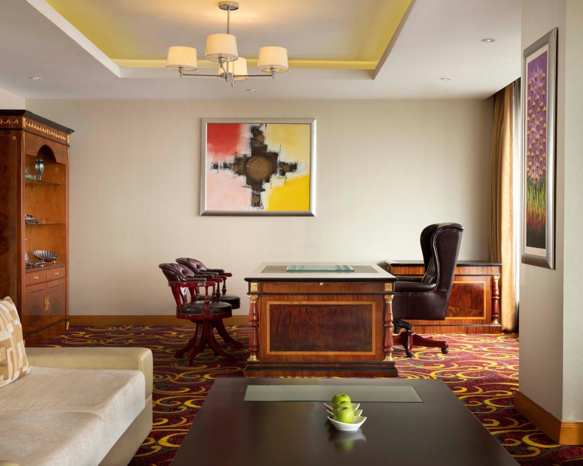 Jw Marriott Hotel מדאן מראה חיצוני תמונה